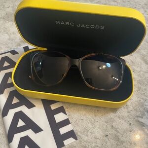 Marc Jacobs Tortoiseshell Designer Sunglasses with Case